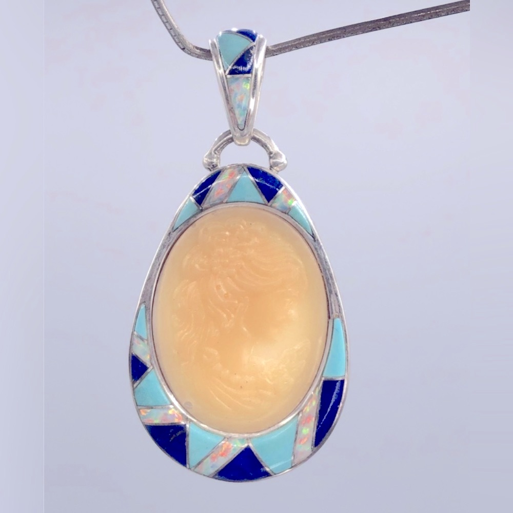 Sajen Mother Of Pearl Turquoise Cameo 925 Silver Pendant 90$